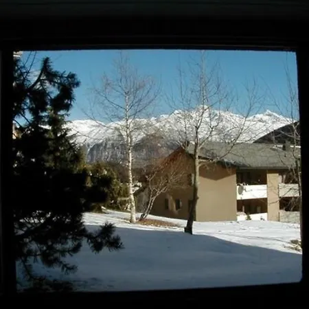 Chavallera Residenza Surlej 9 *